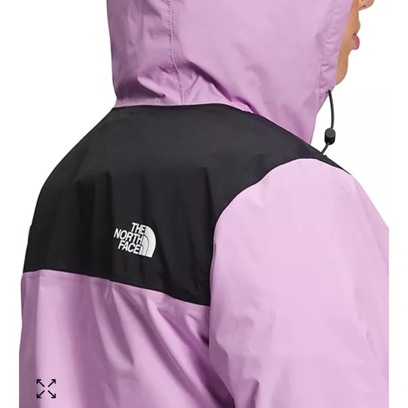 The North Face Women’s Antora Rain Jacket in TNF Black / Lupine 1X - Picture 4 of 7